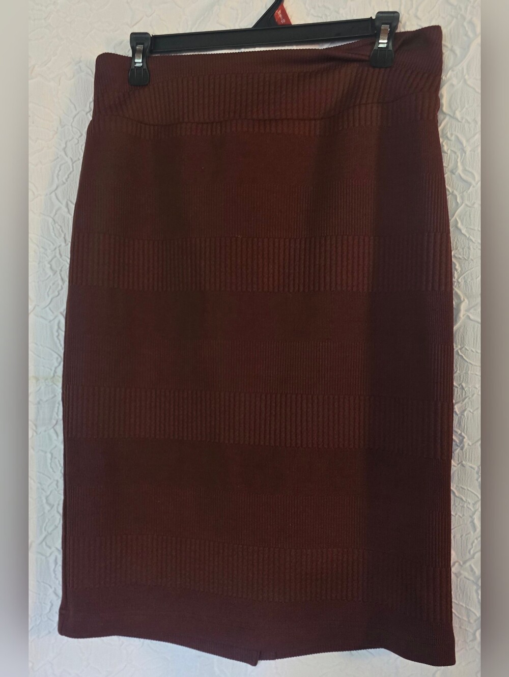 SOHO Apparel Ltd Brown Ribbed Knit Pencil Skirt  Textured Stretch Sz Medium